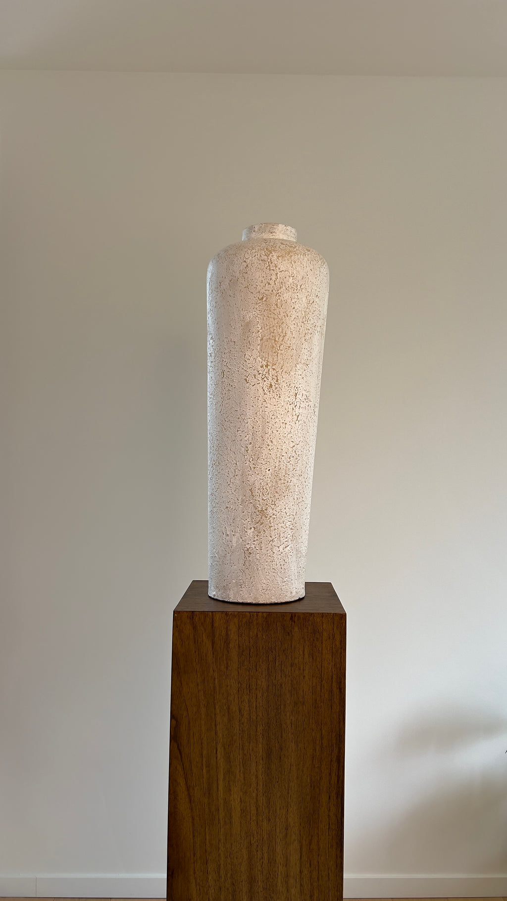 Calcis Cilindro Vase
